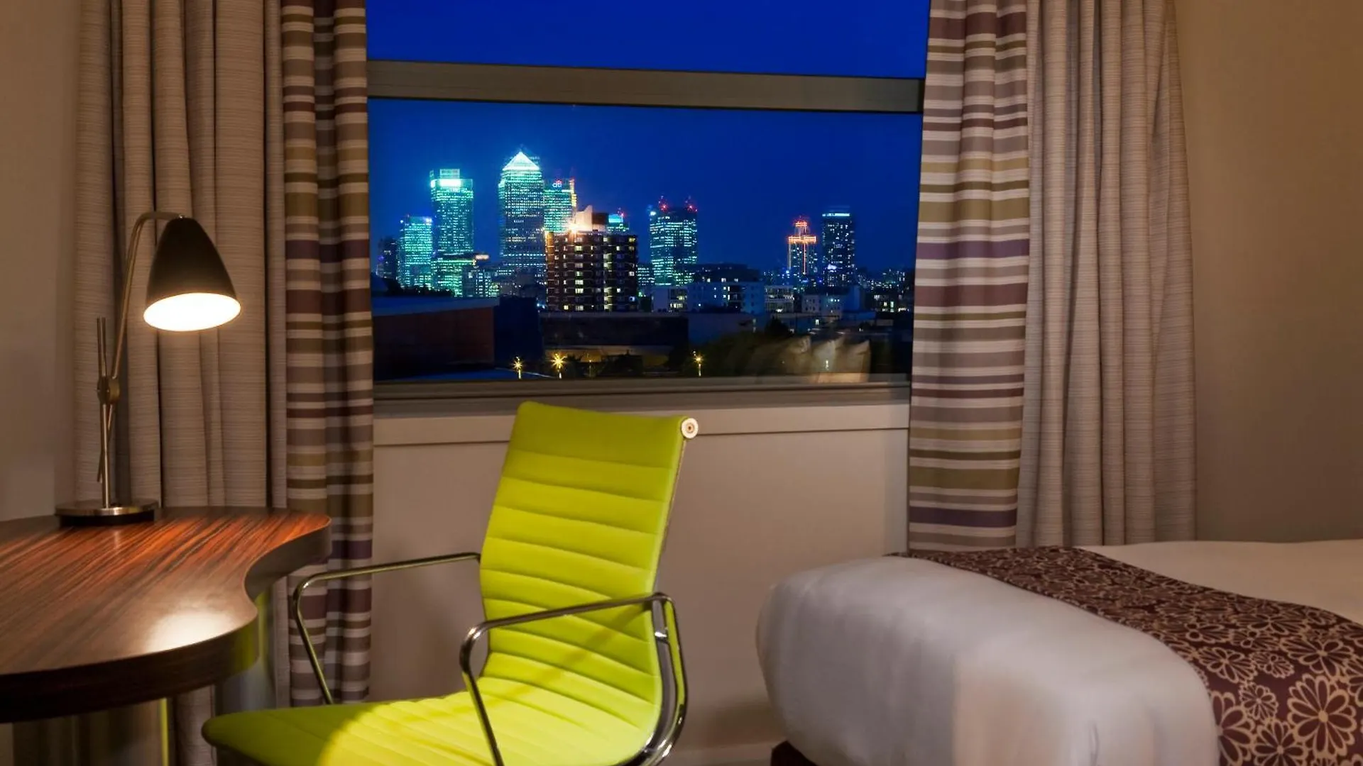 Holiday Inn London - Whitechapel By Ihg 4*,