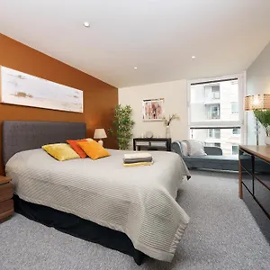 Apartment Dennison House