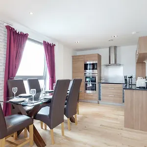  Apartment Stylish Penthouse United Kingdom